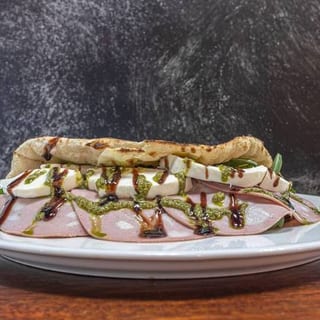 Panuozzo Prosciutto